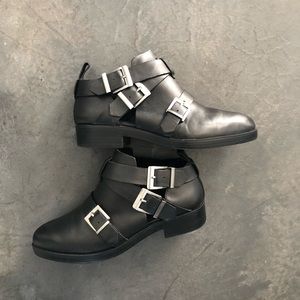 ZARA BLACK SHORT HEEL 3 BUCKLE STRAPS BOOTIE - 8